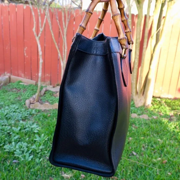 🔥 Vintage Gucci Diana Bamboo Top Handle Bag Black Leather | Classic 90s Gucci - Picture 4 of 13